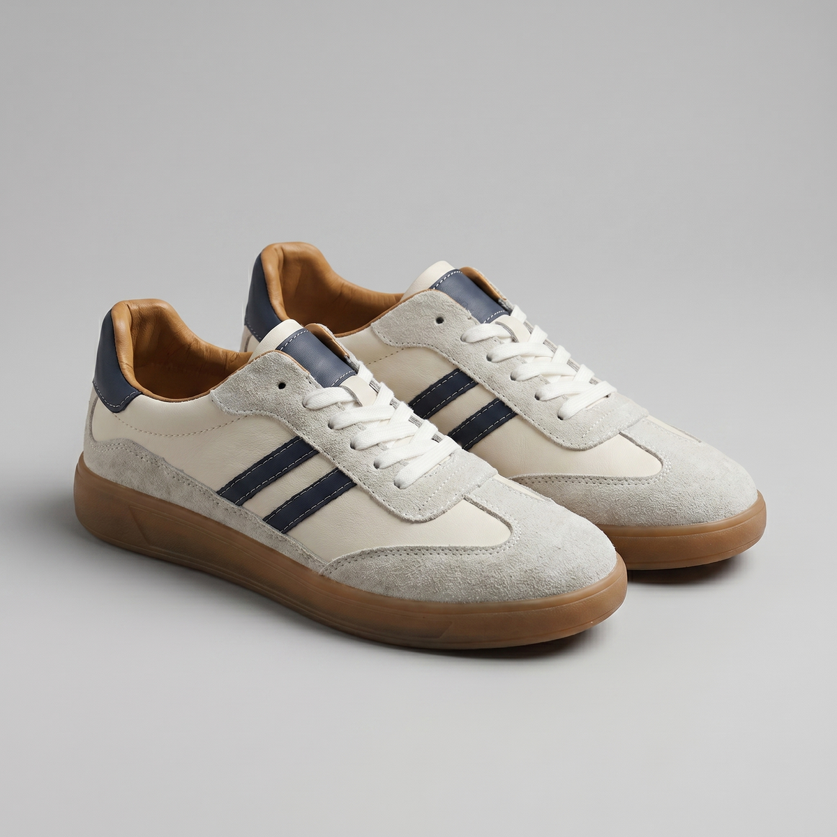 Rowan Retro Lace-Up Sneakers