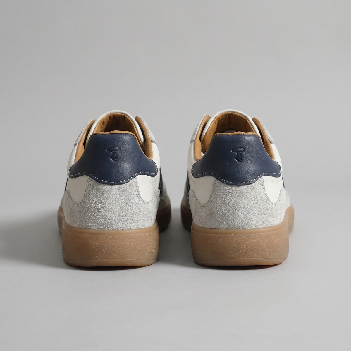 Rowan Retro Lace-Up Sneakers